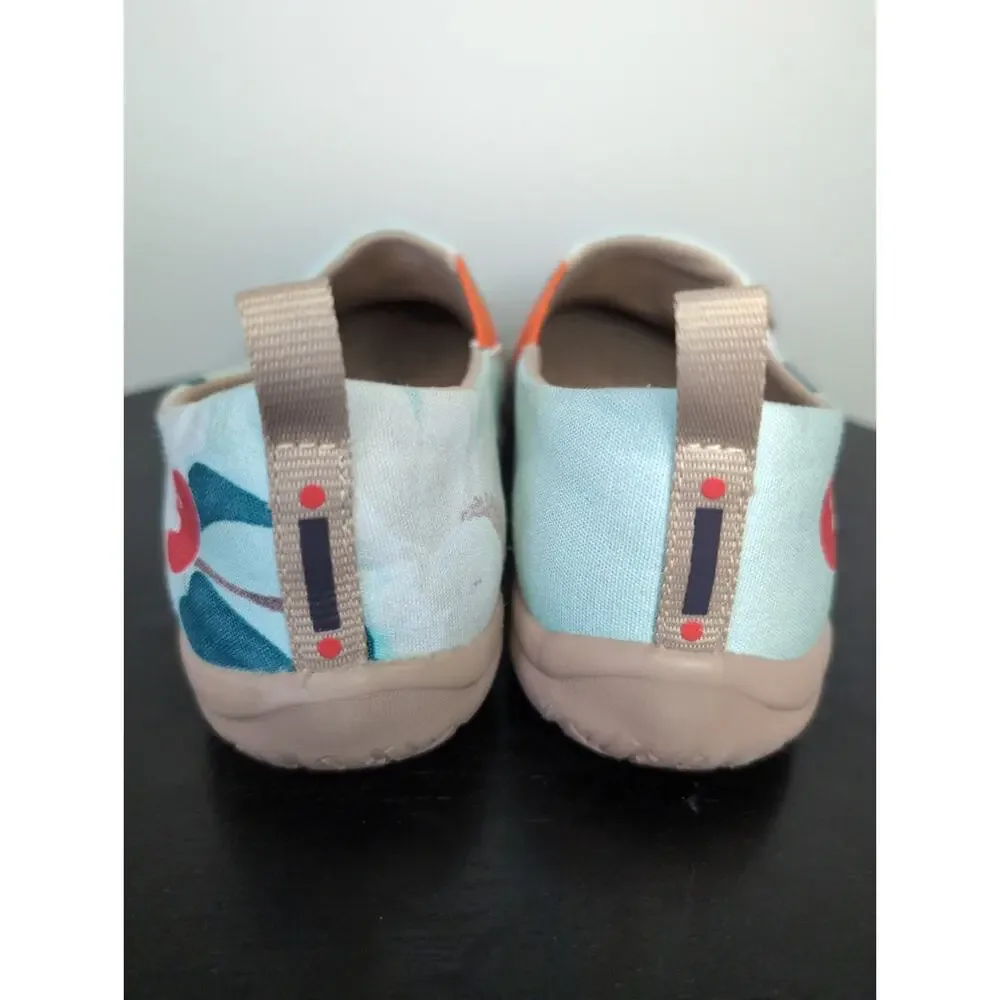 UIN Toledo Floral Slip On Shoes Womens 5 Lightweight Travel Art NWOT